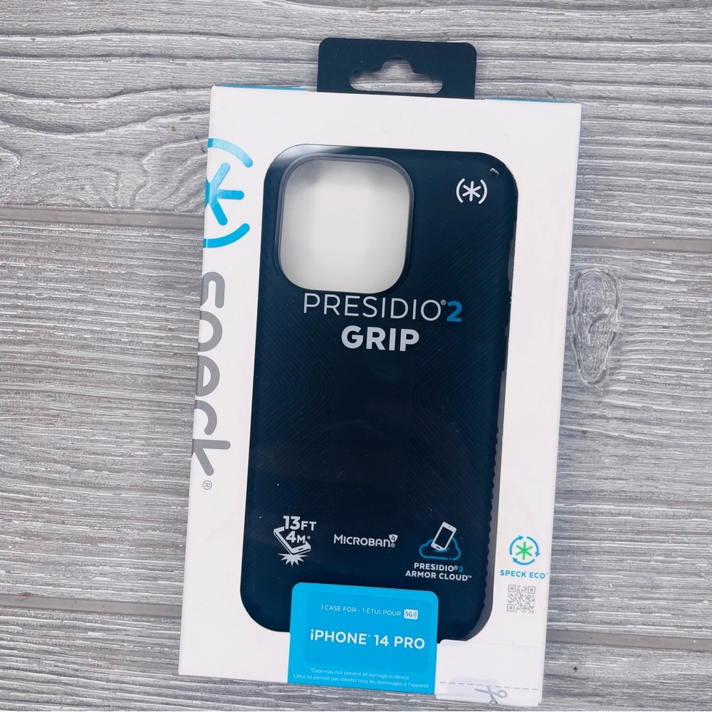 Nwt Speck Presidio2 Grip Case with Magsafe for iPhone 14 pro max